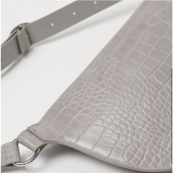 H&M Belt Bag Crocodile Pattern Light Gray NWOT - Picture 6 of 8